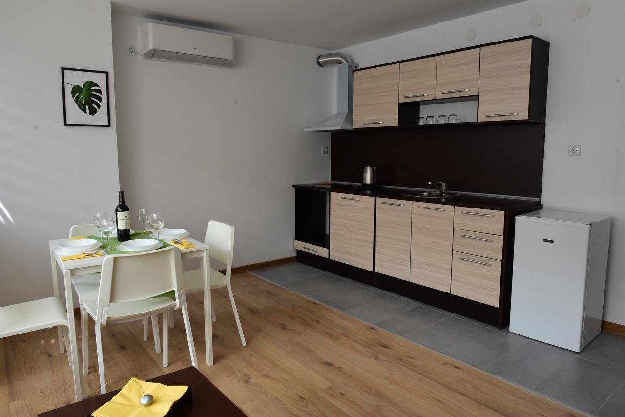 Hotel Active Apartments Targovishte  Exterior photo